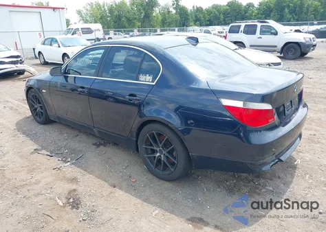 2007 BMW 530Xi из США, поврежденный, VIN WBANF73537CU25657